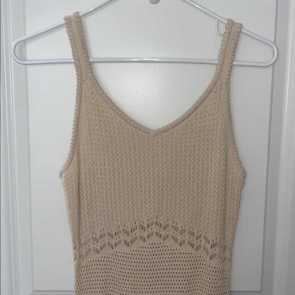 Old Navy Cream Sleeveless Maxi Dress - Picture 4 of 6